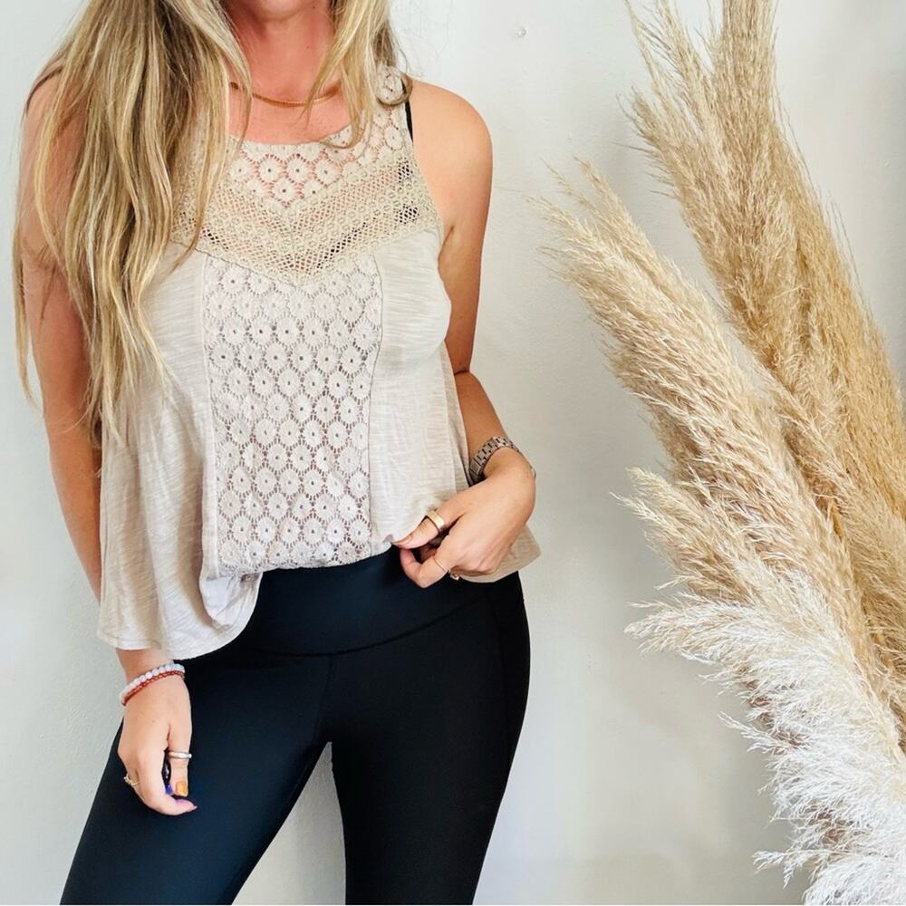 VINTAGE AEO Beige Cream Tan Lace Cut Out Open Back Swing Tank Top Shirt XS